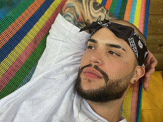  filippo_e chat room
