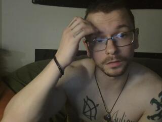  ash_wilder chat room