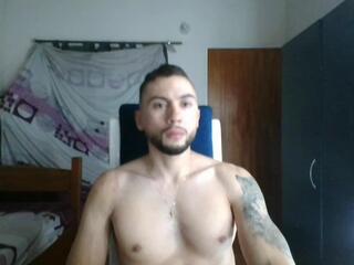  roben_vander chat room