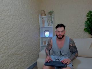 oliver_colt from Flirt4Free is Freechat