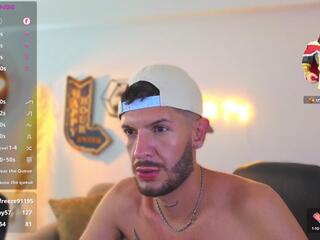  maxx_cooper chat room