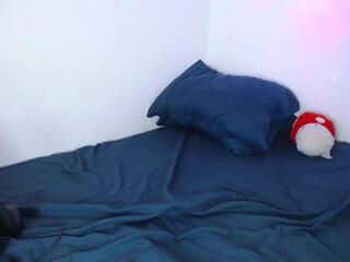 madyln-green flirt4free