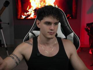  mathew_summer chat room